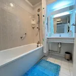 Spacieux Climatise 80m² Avec Piscine Et Vue A - Fr-1-338-620