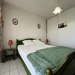 Spacieux Climatise 80m² Avec Piscine Et Vue A - Fr-1-338-620 *