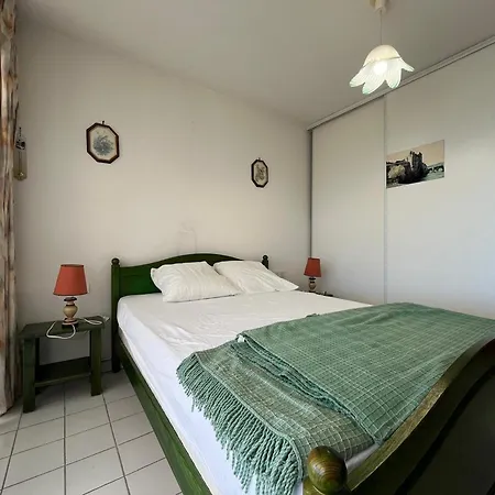 Spacieux Climatise 80m² Avec Piscine Et Vue A - Fr-1-338-620 *